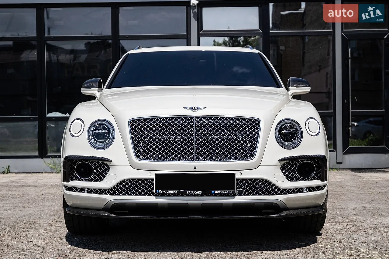 2017 Bentley Bentayga - мініатюра 2