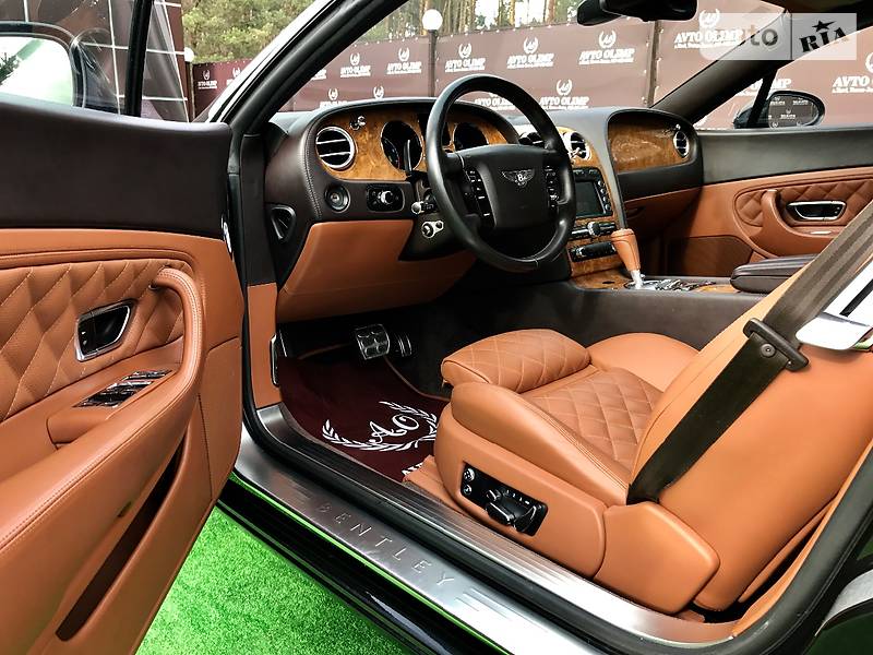 Bentley Continental 2004 года