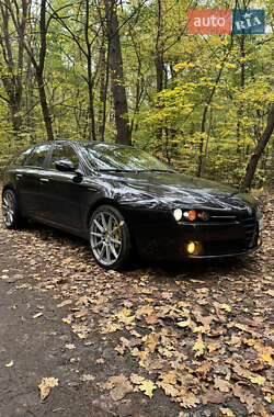 Ціни Alfa Romeo 159 Бензин