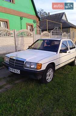 Ціни Mercedes-Benz 190 Бензин