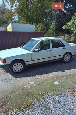 Ціни Mercedes-Benz 190 Бензин