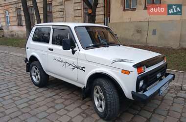 Ціни ВАЗ 21213 Niva Бензин