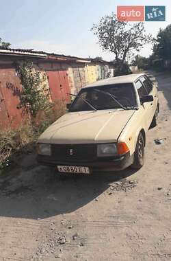 Ціни Москвич/АЗЛК 2141 Бензин