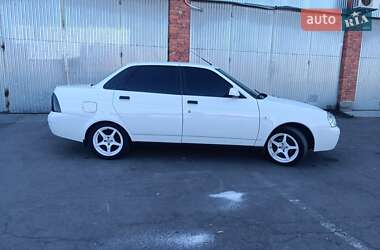 Цены ВАЗ 2170 Priora Бензин