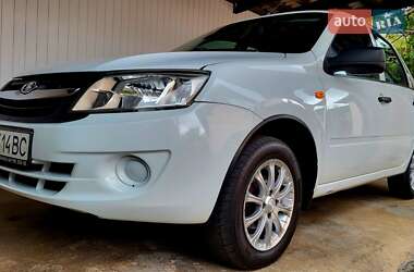 Цены ВАЗ 2190 Granta Бензин