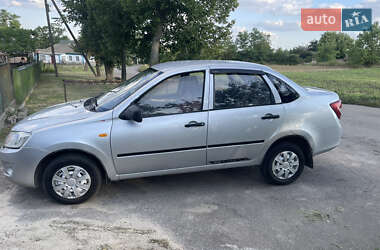 Ціни ВАЗ 2190 Granta Бензин