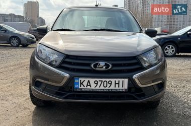 Цены ВАЗ 2190 Granta Бензин