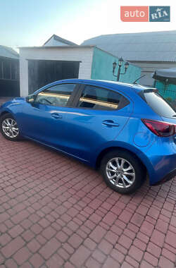 Цены Mazda 2 Бензин