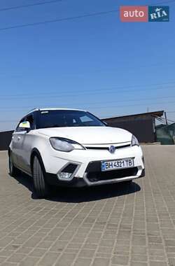 Цены MG 3 Cross Бензин