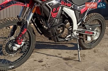 Цены Voge 300 Rally Бензин