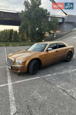 Ціни Chrysler 300C Бензин
