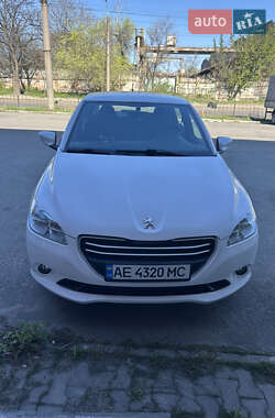 Ціни Peugeot 301 Бензин