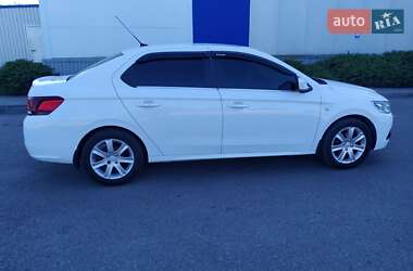 Ціни Peugeot 301 Бензин