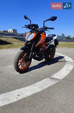 Ціни KTM 390 Duke Бензин