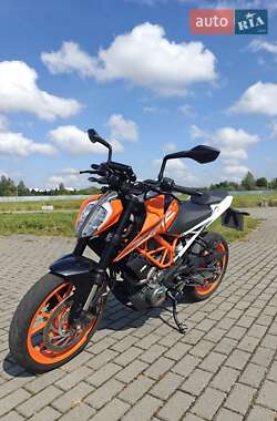 Ціни KTM 390 Duke Бензин