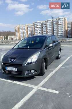 Цены Peugeot 5008 Бензин