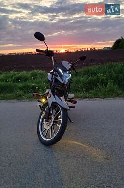 Ціни Musstang Alfa Fit MT 125-8 Бензин