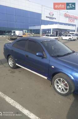 Ціни Nissan Almera Бензин