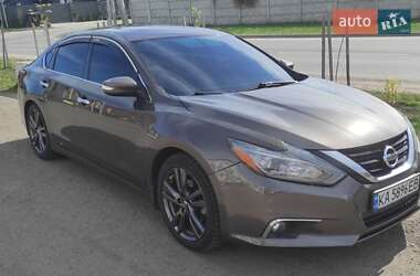 Ціни Nissan Altima Бензин