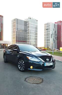 Ціни Nissan Altima Бензин
