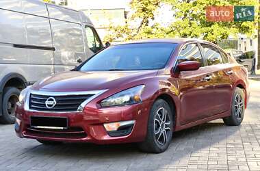 Ціни Nissan Altima Бензин