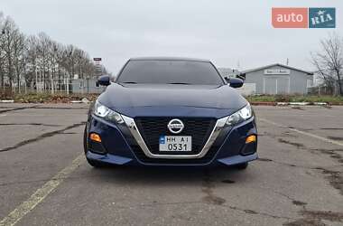 Ціни Nissan Altima Бензин