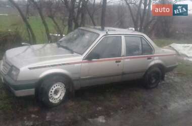 Ціни Opel Ascona Бензин