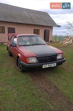 Ціни Opel Ascona Бензин