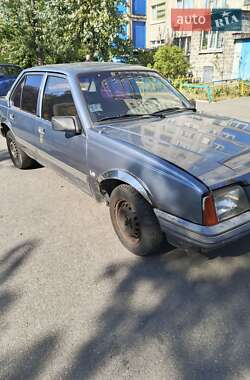 Цены Opel Ascona Бензин
