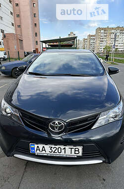 Цены Toyota Auris Бензин