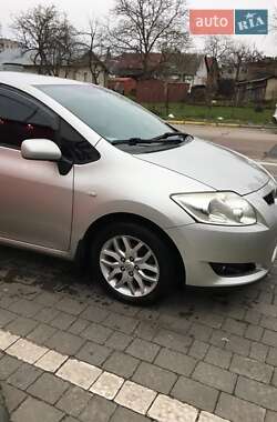 Цены Toyota Auris Бензин