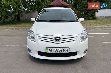Ціни Toyota Auris Бензин
