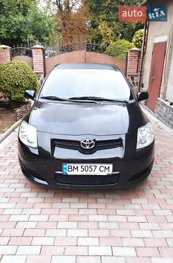 Ціни Toyota Auris Бензин