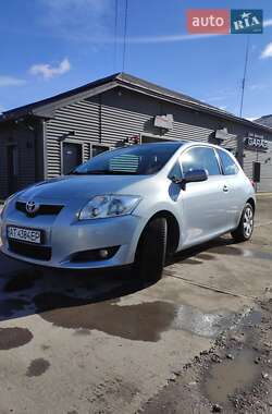 Цены Toyota Auris Бензин