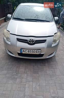 Ціни Toyota Auris Бензин