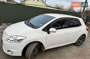 Ціни Toyota Auris Бензин