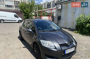 Ціни Toyota Auris Бензин