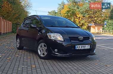 Цены Toyota Auris Бензин