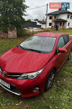 Ціни Toyota Auris Бензин