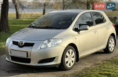 Цены Toyota Auris Бензин