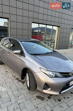 Ціни Toyota Auris Бензин