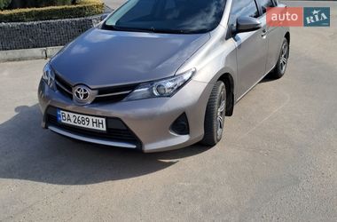 Цены Toyota Auris Бензин