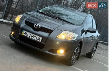 Ціни Toyota Auris Бензин
