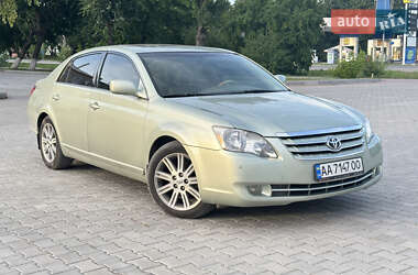 Ціни Toyota Avalon Бензин