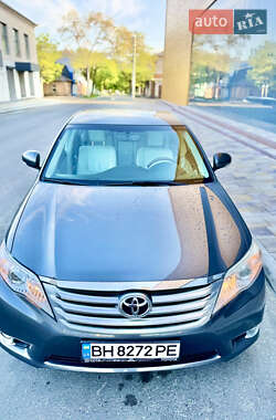 Ціни Toyota Avalon Бензин