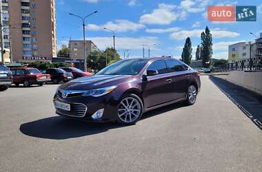 Ціни Toyota Avalon Бензин