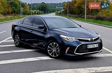 Ціни Toyota Avalon Бензин