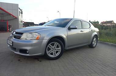 Ціни Dodge Avenger Бензин