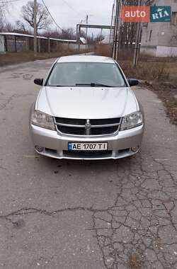 Цены Dodge Avenger Бензин