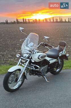 Ціни Bajaj Avenger Бензин